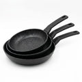LOTE 3 SARTENES KUCHEF+ 18/22/26CM FULL
